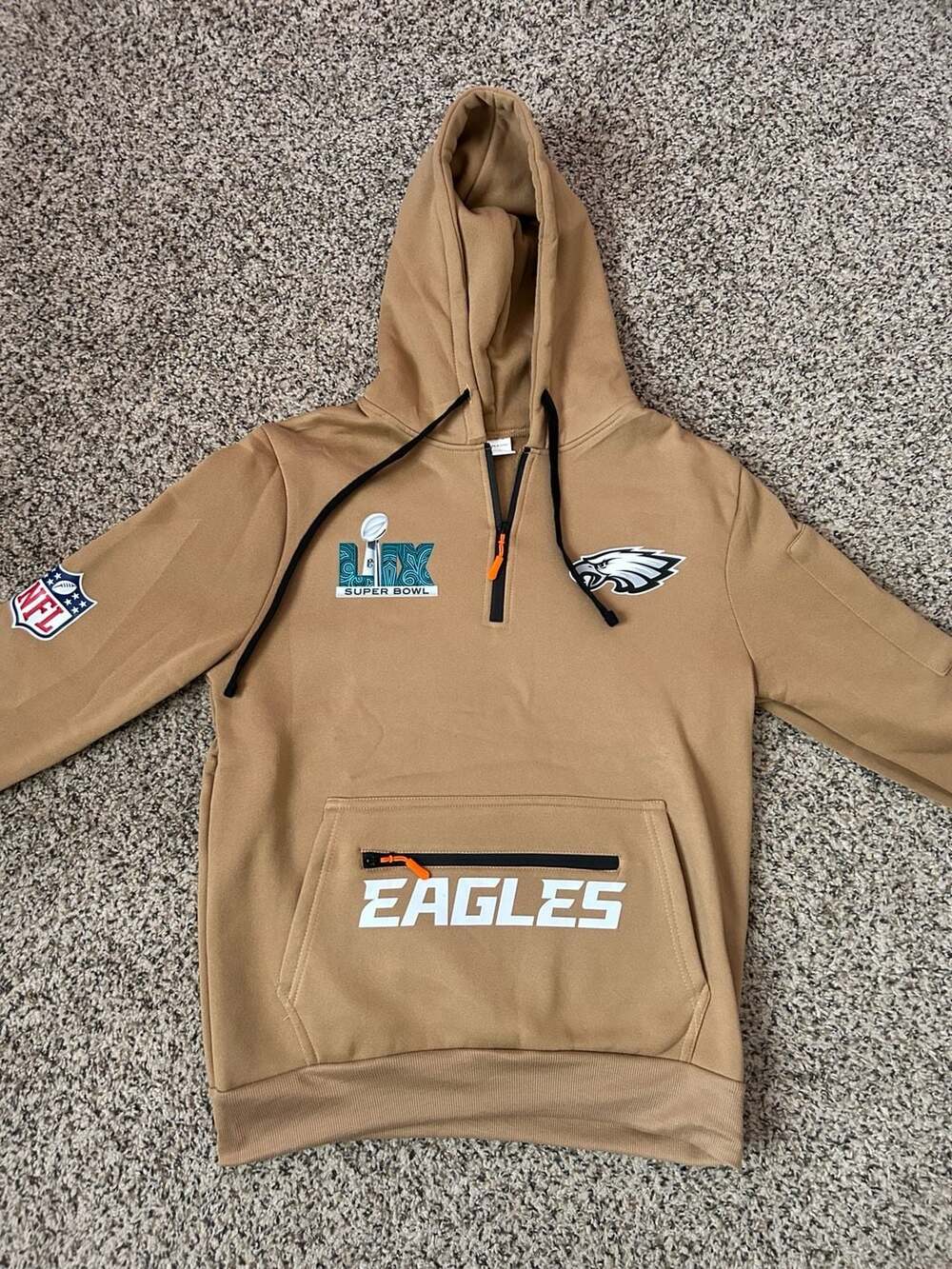 Philadelphia Eagles Super Bowl LIX Salute to Service Tan Hoodie Size Small